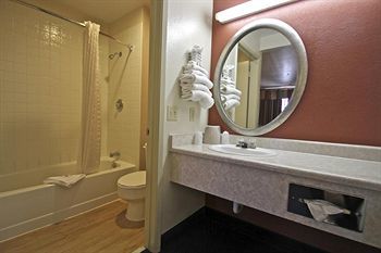 Motel 6 Fresno - North Barcus Avenue
