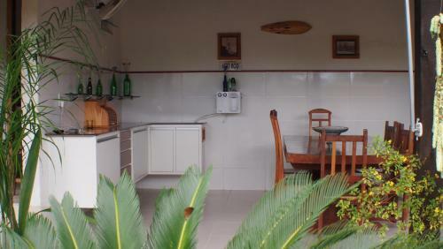 Hostal Pousada Aloha Ita�na