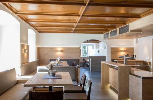 Hostal Schloss-gasthof Sonne