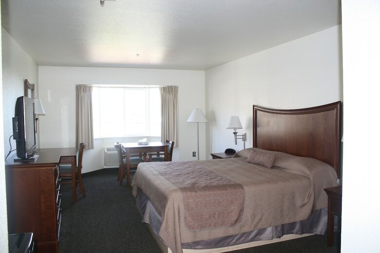 Motel Airport Inn
