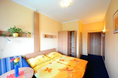 Relax Hotel B�ra