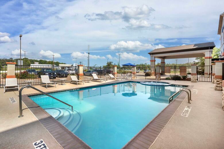 Hotel Comfort Inn & Suites Carthage