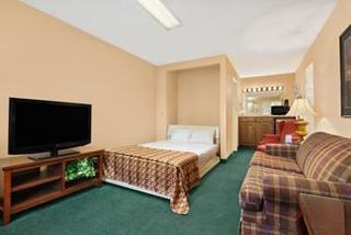 Motel Baymont Inn & Suites - Albany
