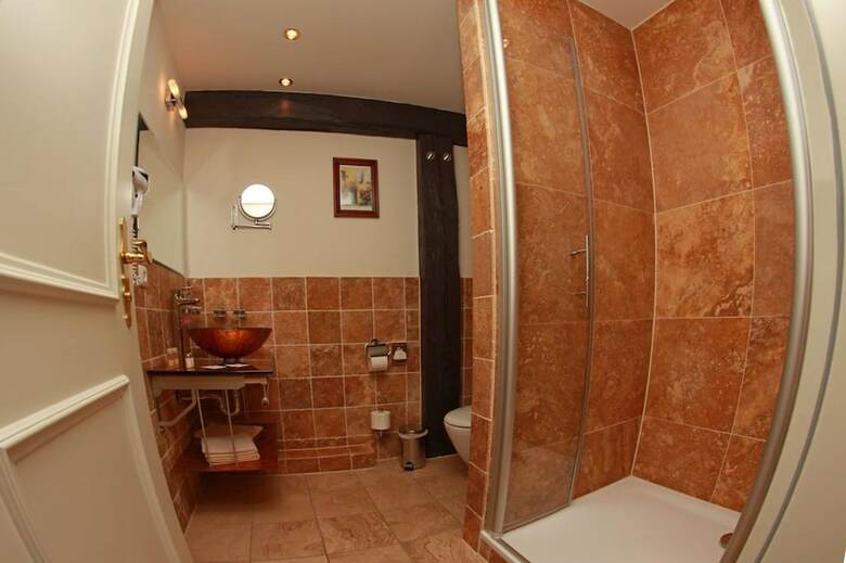 Hostal Hotel Kaufmannshaus Krahnst�ver