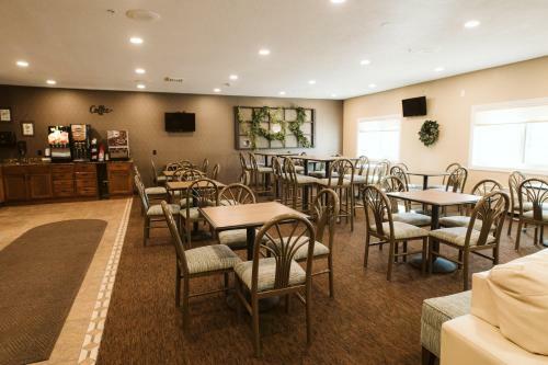 Hotel Expressway Suites Of Bismarck