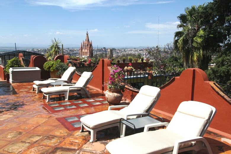 Hotel Hacienda De Las Flores