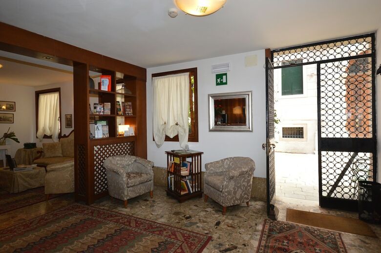 Hotel Albergo Marin