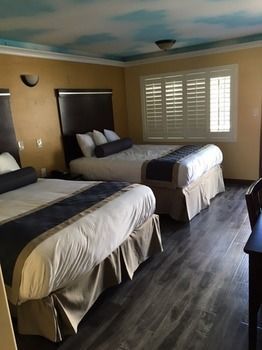 Motel Hollywood Palms Inns & Suites