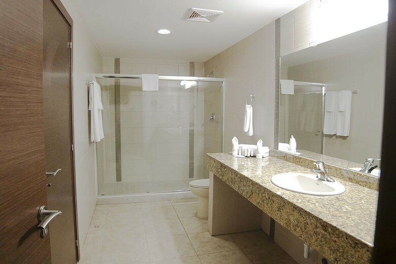 Clarion Victoria Hotel And Suites Panama