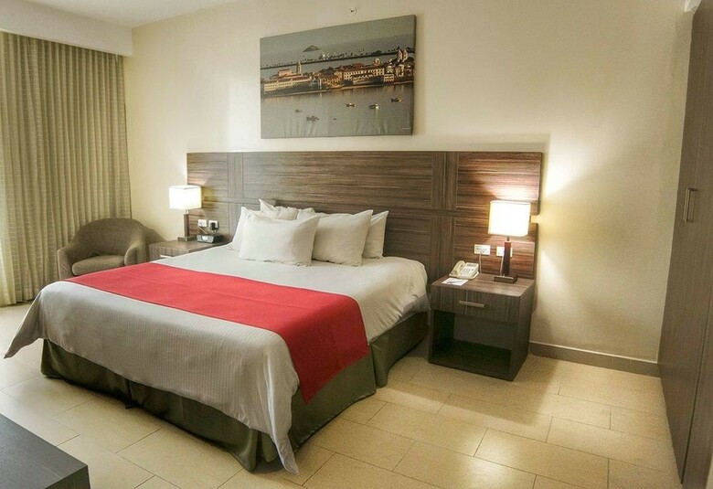 Clarion Victoria Hotel And Suites Panama