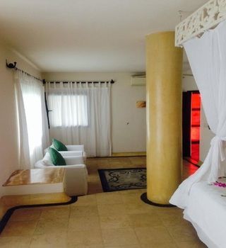 Tentaciones Hotel & Lounge Pool