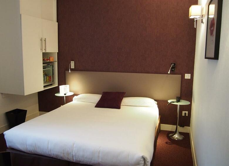 Porte De Versailles Hotel