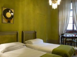 Bed & Breakfast N4u Guest House