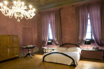 Bed & Breakfast N4u Guest House