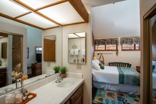 Hotel Aspen Creek By 101 Great Escapes