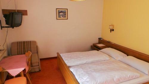 Hostal Gasthof Edelweiss