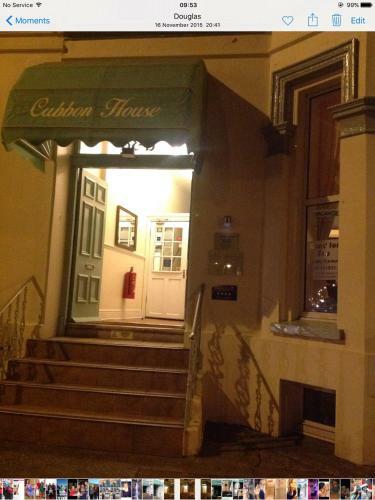 Hostal Cubbon House