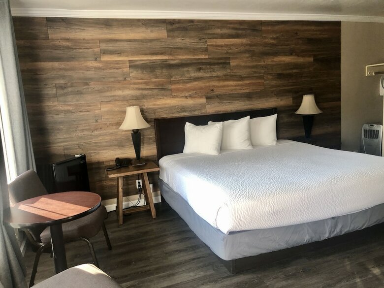 Motel Inn By The Bay Monterey