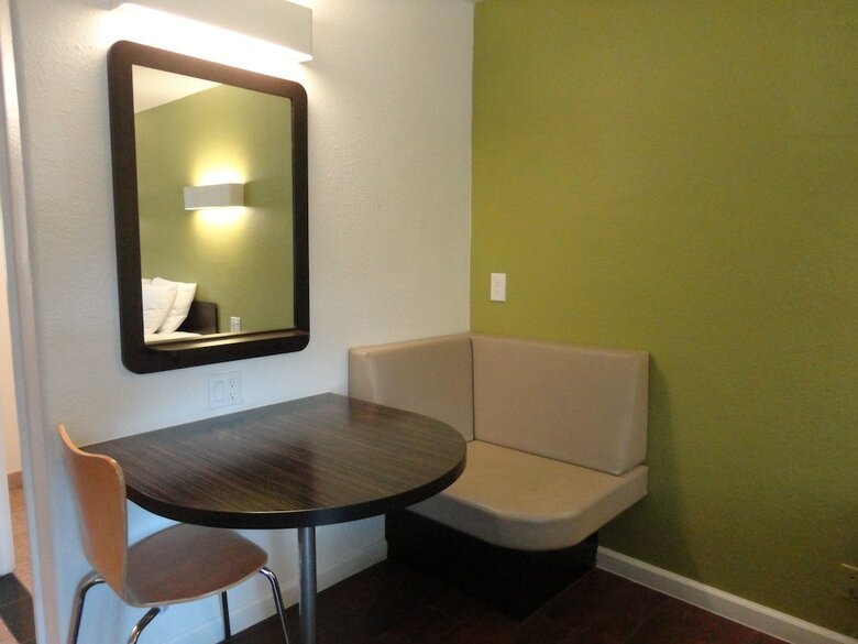 Motel 6 - Downtown Monterey
