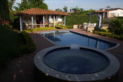 Hostal Villa Flor Blanca