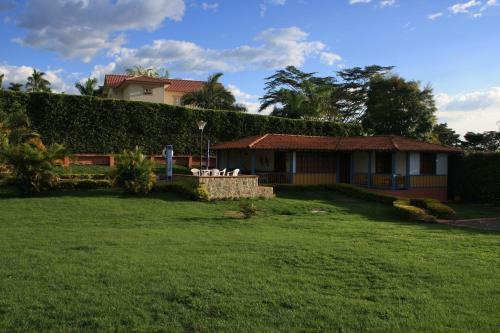 Hostal Villa Flor Blanca