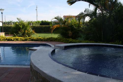 Hostal Villa Flor Blanca