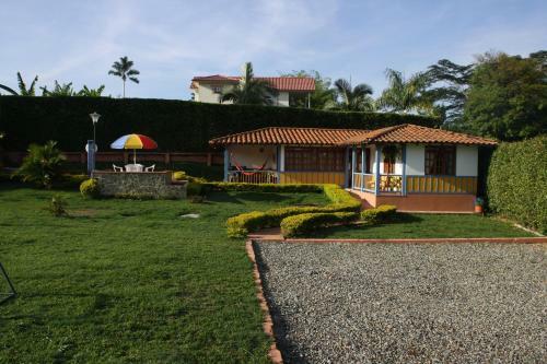 Hostal Villa Flor Blanca