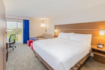 Hotel Holiday Inn Express Orange Beach - On The Beach