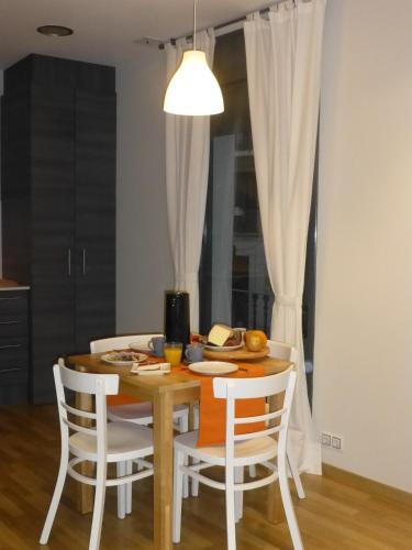 Hostal L'astrolabi Guest House