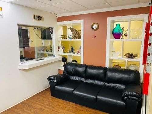 Motel Haiban Inn Hotel