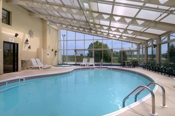 Hotel Baymont Inn And Suites Springfield