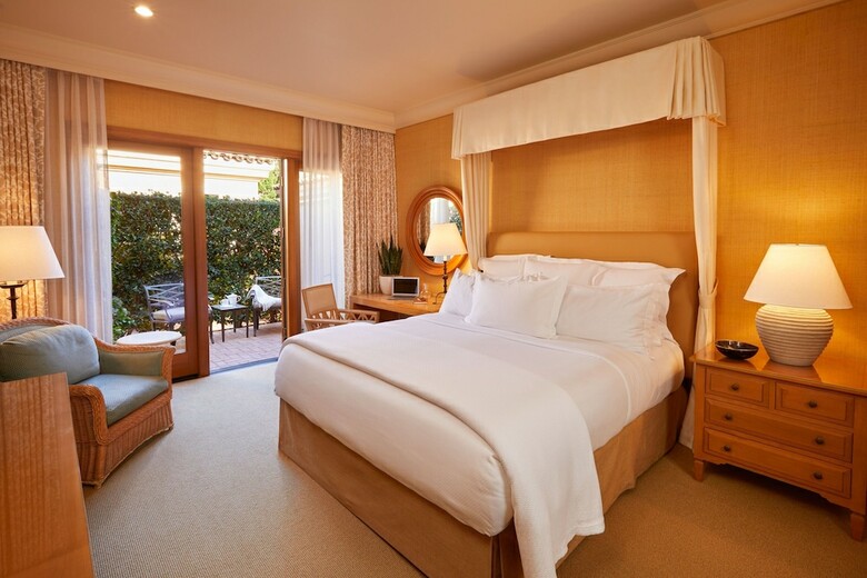 Hotel Resort At Pelican Hill