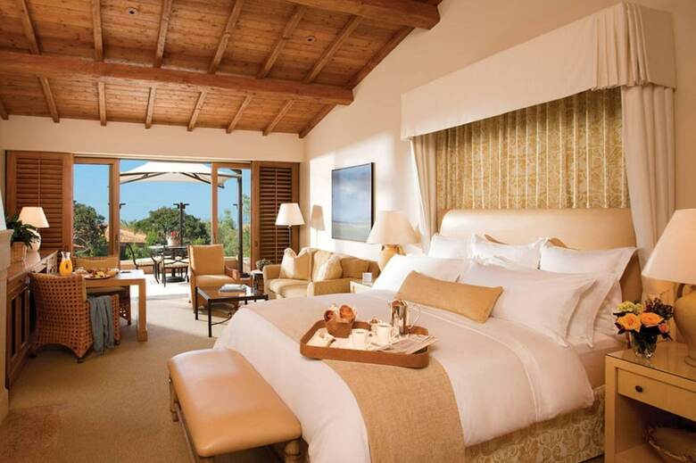 Hotel Resort At Pelican Hill