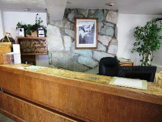 Hotel Yellowstone Country Inn