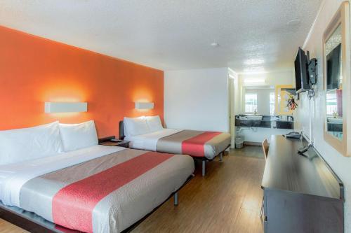 Motel 6 Kalamazoo