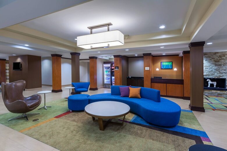 Hotel Fairfield Inn & Suites By Marriott Rogers