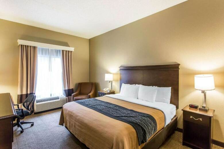 Hotel Comfort Suites Cookeville