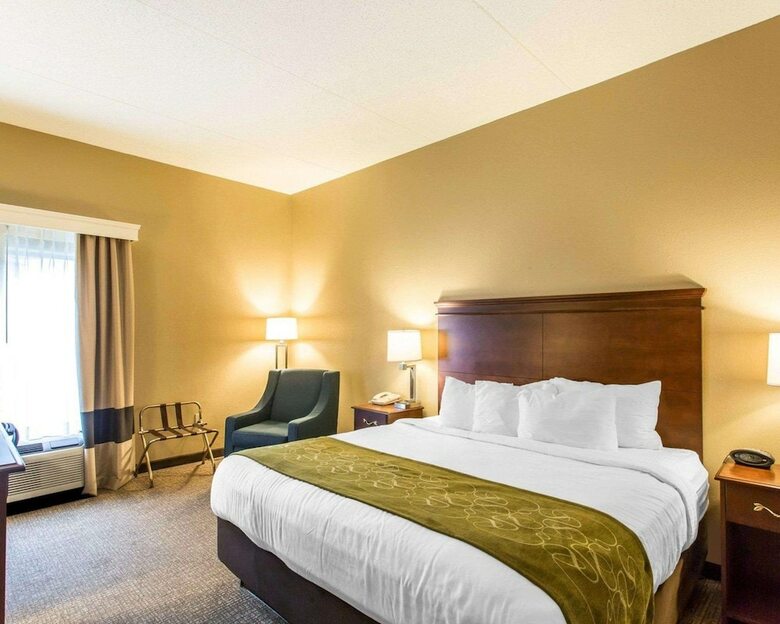 Hotel Comfort Suites Cookeville