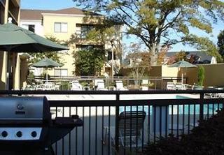 Hotel Courtyard Charlotte Matthews