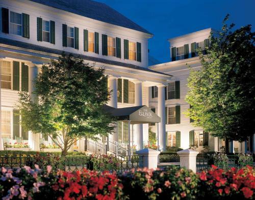 Hotel The Equinox Resort