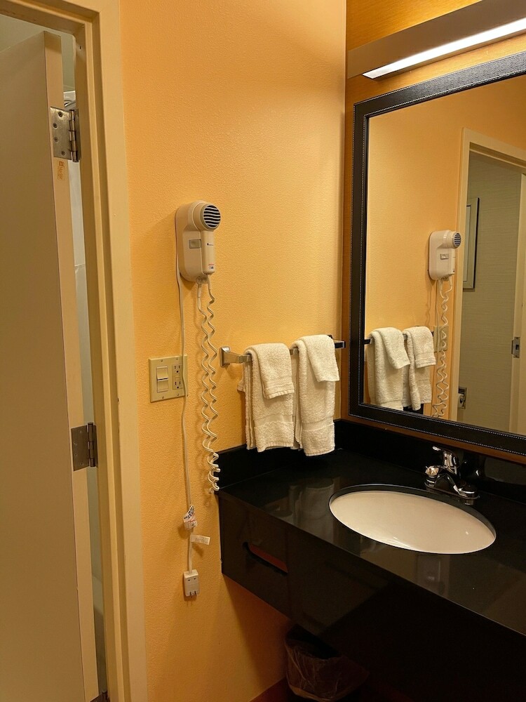 Hotel Baymont By Wyndham Chambersburg