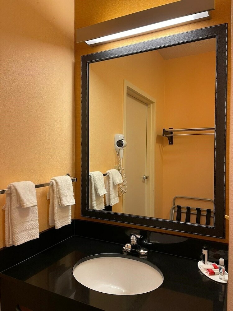 Hotel Baymont By Wyndham Chambersburg