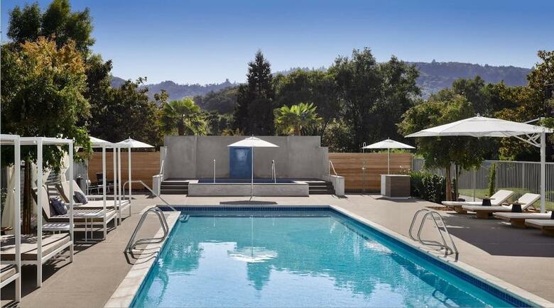 Hotel Villagio Inn And Spa