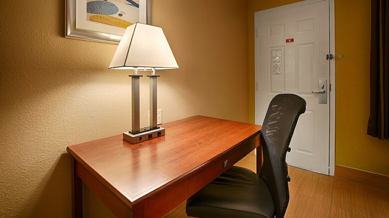 Hotel Best Western Plus Northwoods Inn