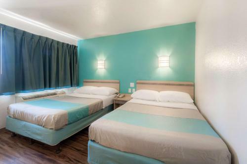 Motel 6 Del Rio