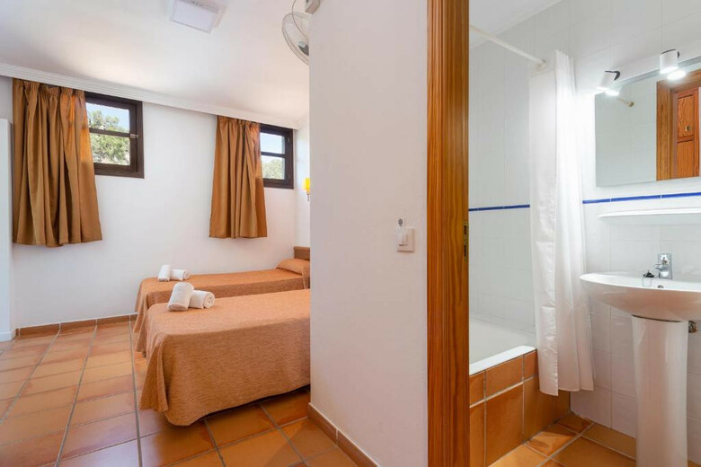 Hostal Santuari De Lluc