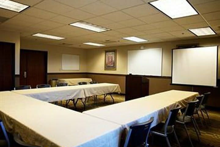 Hotel Comfort Suites Uc Davis