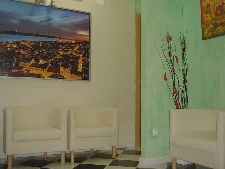 Hostal Downtown Guest House