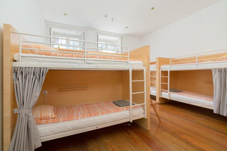 Porto Lounge Hostel & Guesthouse