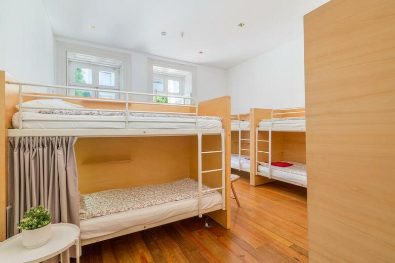 Porto Lounge Hostel & Guesthouse